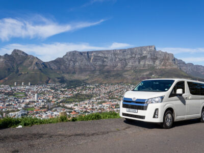 Our tour bus stopped on Signal Hill with the beautiful Cape Town and Table Mountain in the background.